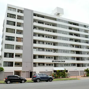Queensleigh Aparthotel